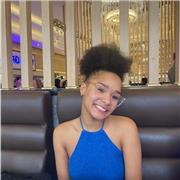 Donne cours de soutiens scolaires pour les jeunes niveaux lycée, collège, primaire